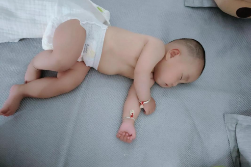 忻州宝宝发烧可以喝牛奶吗